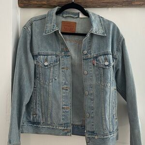 Levi's Women's Trucker Blue Denim Jacket